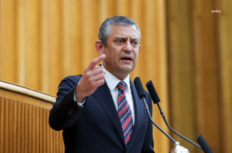 Özgür Özel: “Beyazıt’a, İstanbul’un gençleriyle kucaklaşmaya gidiyoruz”