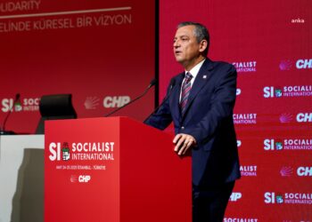 Özgür Özel: “Otoriterliği halkın desteğiyle yenmeyi ve iktidara gelmeyi hedefliyoruz”