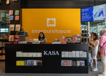 İstanbul Kitapçısı’nin 28’inci şubesi Kabataş’ta açıldı