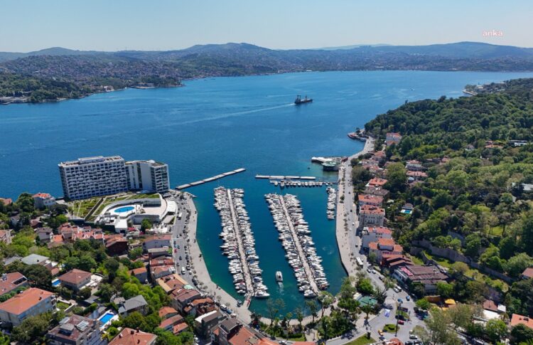İSPARK’a ait İstinye ve Tarabya Tekne Parklarına Mavi Bayrak ödülü