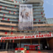 CHP Genel Merkezi binasına Ferdi Zeyrek’in fotoğrafı asıldı