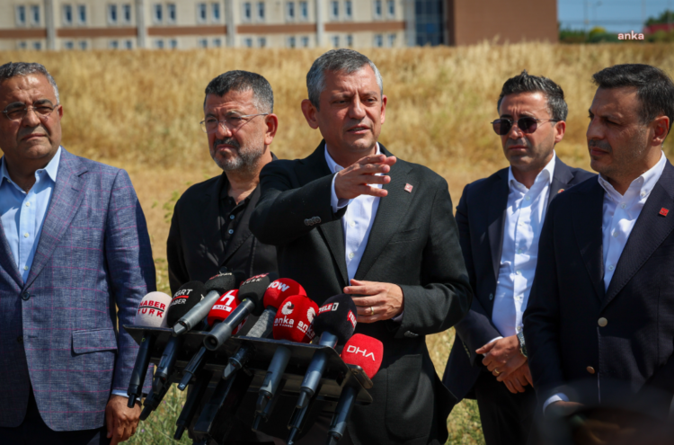 Özgür Özel: “Ekrem Başkan kayıtlara geçirdi; bir iktidar, güçlüyken bunları yapmaz”