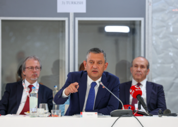 Özgür Özel: “Türkiye, Erdoğan iktidarından ibaret değildir”