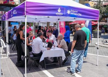 Beyoğlu Kariyer Fuarı, işverenle iş arayanları bir araya getirdi