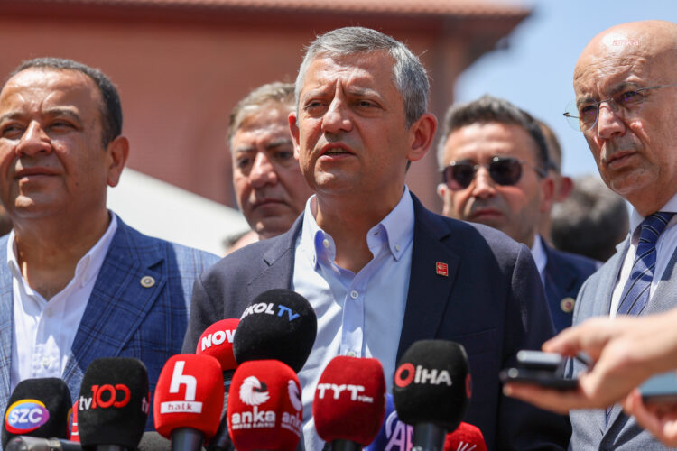 Özgür Özel: “Başsavcılığın baskı yaptığını doğrudan dinledim, resen soruşturmayı benden başlatsın”