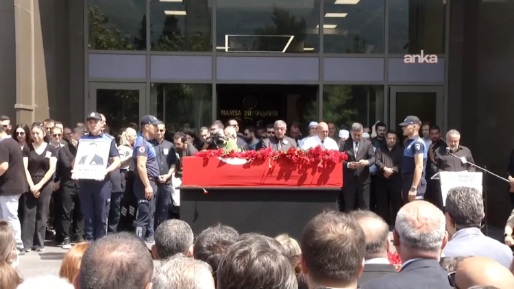 Özgür Özel: “Şimdi bizim yükümüz her şeyden ağır”