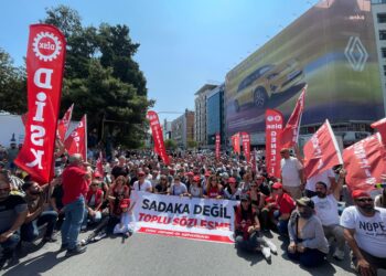 İzmir’de grev 6’ncı gününde devam ediyor…