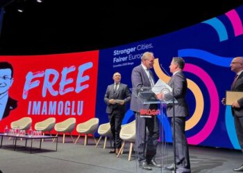 İmamoğlu’na Avrupa Kentler Birliği’nden ‘özel demokrasi’ ödülü