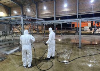 İBB’nin kurban kesim alanlarında hijyen ekipleri bayram boyunca görev başında