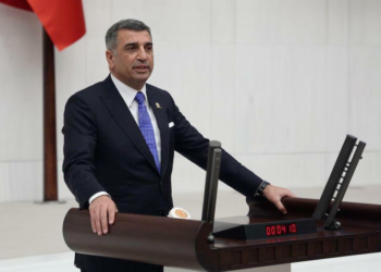 CHP’li Erol’dan maaşı 10 bin lira altında kalan emeklilere için zam çağrısı