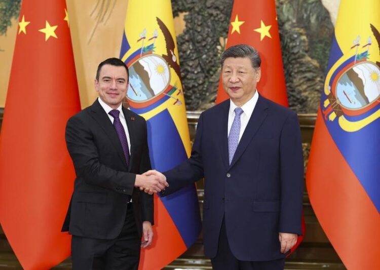 Çin Cumhurbaşkanı Xi, Ekvador Devlet Başkanı ile görüştü