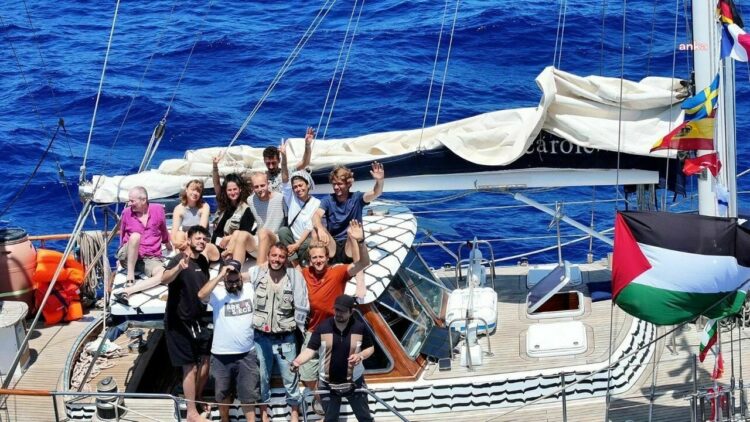 İsrail Dışişleri Bakanlığı, Madleen yardım teknesinin mürettebat ve aktivistlerle birlikte İsrail’e götürüldüğünü bildirdi