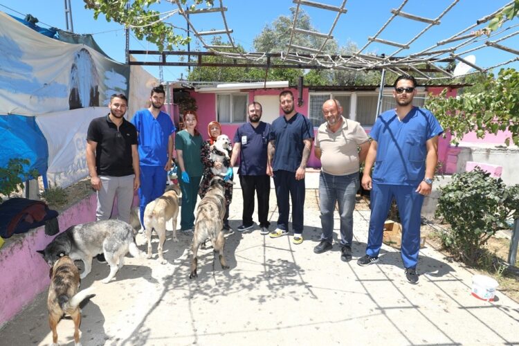 Üsküdar’dan Menderes’e can dostlar için yardım eli