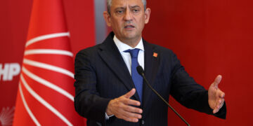 Özel: “Millet acı reçeteyi içerken, sen vücudu tuzlu suya bastıramazsın kardeşim”