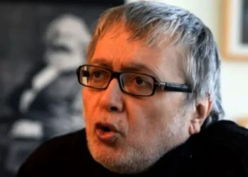 Gazeteci Hikmet Çetinkaya hayatını kaybetti!