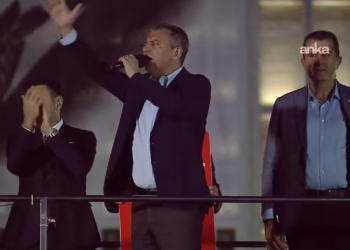 Özgür Özel: “Bu ülkeyi teslim olanlar değil, direnenler kurdu”