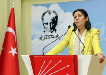Eski CHP Milletvekili Prof. Dr. Lale Karabıyık hayatını kaybetti