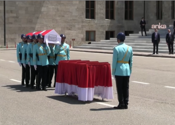 Altan Öymen için TBMM’de cenaze töreni düzenlendi