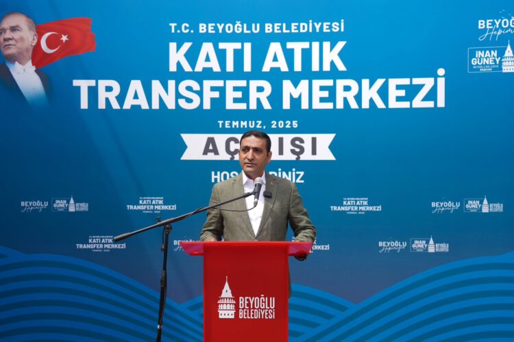 Beyoğlu’nun ilk katı atık merkezi hizmete girdi