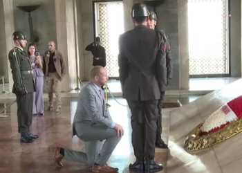 Özgür Özel’den Francken’e mektup: “Atatürk’ün vizyonuna duyduğunuz saygı derin bir sembolik anlam taşımaktadır”