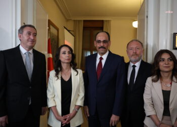 MİT Başkanı İbrahim Kalın, DEM Parti Eş Genel Başkanları’nı ziyaret etti