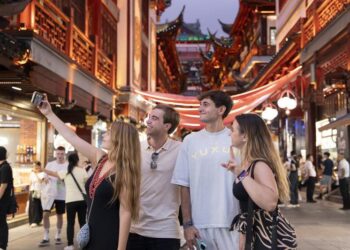 Çin’e vizesiz girişler 2024’te iki katına çıktı