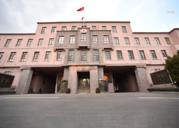 MSB: İskenderun’da rahatsızlanarak hastaneye kaldırılan er Karaman ve er Erdoğan şehit oldu
