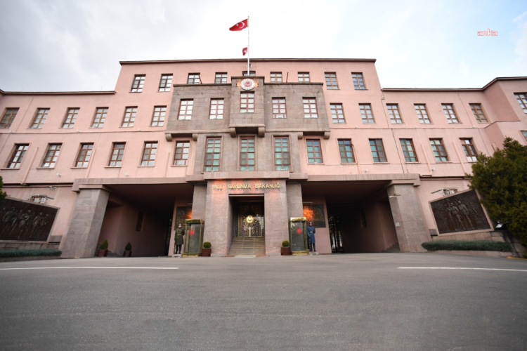 MSB: İskenderun’da rahatsızlanarak hastaneye kaldırılan er Karaman ve er Erdoğan şehit oldu