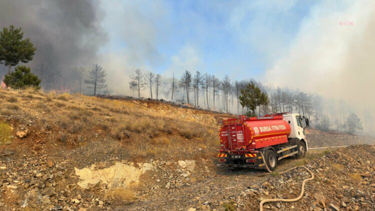 Orman yangınına müdahale ederken kalp krizi geçiren itfaiye eri kurtarılamadı
