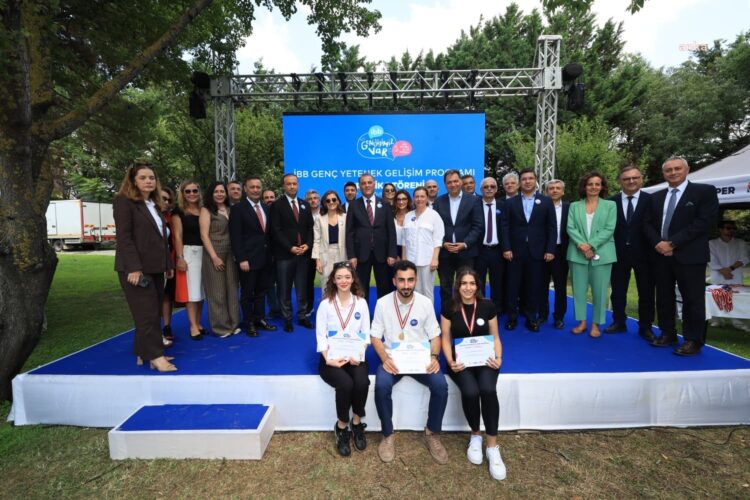 İBB’nin genç yetenekleri mezun oldu…