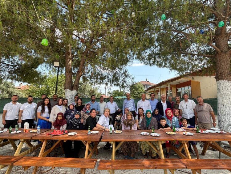 CHP, iktidar programını halkla birlikte yazmak üzere sahada…