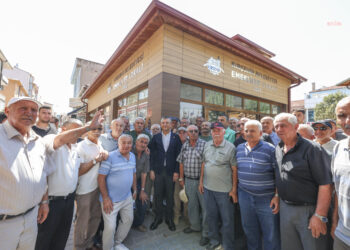 Özgür Özel: “8 çeyrek altın alan emekli, 2 çeyrek altına düşmüş”