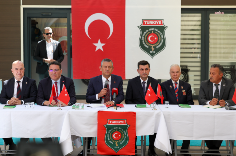 Özgür Özel: ‘Komisyon herkese açık olmalı’