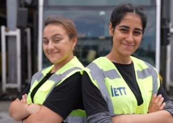 İETT’de bir ilk: Otobüslerin bakım-onarımı için kadın personel görevlendirildi