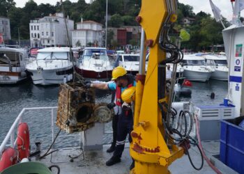 İstanbul’da denizden çıkan çamaşır makinası şaşırttı…