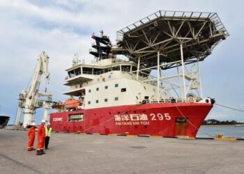 Çin’in “HYSY 295” kanal açma gemisi Brunei’deki ilk deniz görevine başladı