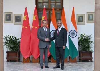 Çin Dışişleri Bakanı Wang, Hindistanlı mevkidaşı ile görüştü