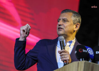 Özgür Özel’den Zeytin Mitingi’ne davet