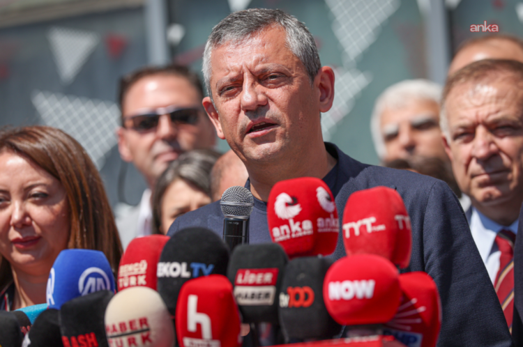 Özgür Özel: “Benim il başkanım Özgür Çelik’tir”