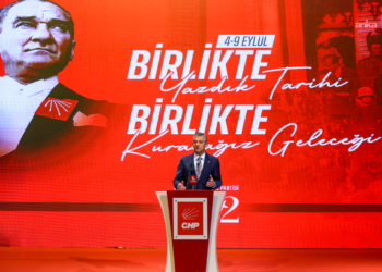 Özgür Özel: “Bize bu mücadelede cesaret düşüyor, kararlılık düşüyor”