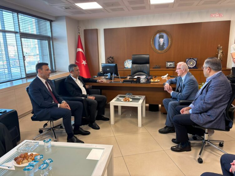 CHP İstanbul İl Başkanı Özgür Çelik ve 25 CHP’li hakim karşısında