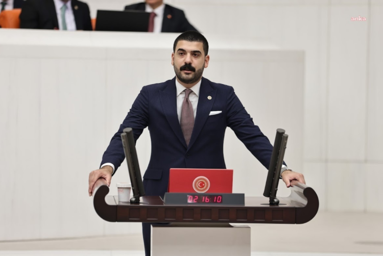 CHP’li Gökçek, Ulaştırma Bakanı’na, internet trafiği bant genişliğinin neden daraltıldığını sordu