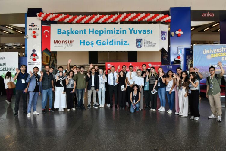 Ankara Büyükşehir Belediyesi, üniversite öğrencilerini AŞTİ’de karşılıyor