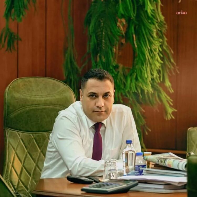 MHP’li Belediye Başkanı Mustafa Erkut Ekinci partisinden istifa etti