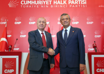 Özdağ: “CHP’nin parçalanmaya çalışıldığını görüyoruz”
