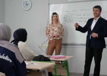 Adıyaman Belediyesi’nden 281 üniversite öğrencisine 2 milyon 461 bin TL nakdi destek