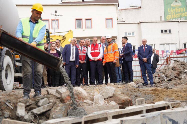 Beyoğlu Belediyesi, Kasımpaşa’da yeni ek hizmet binasının temelini attı
