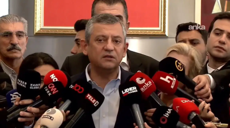 Özgür Özel: “İmamoğlu’na casus diyecek adamın bu millet alnını karışlar”