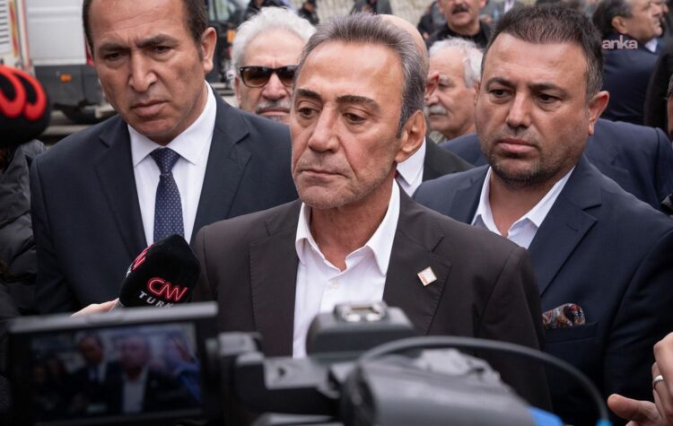 CHP’de eski vekiller Şimşek ve Baydar ihraç edildi