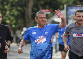 Özgür Özel, Çağdaş Yaşamı Destekleme Derneği için İstanbul Maratonu’nda koşacak